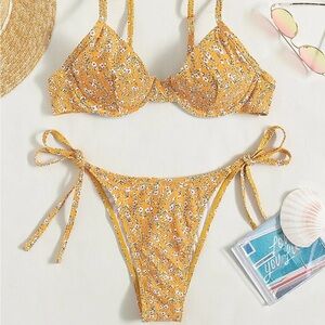 Floral underwire bikini set